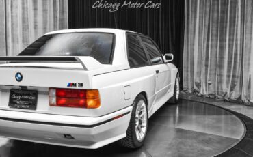 BMW-M3-1990-Coupe-35