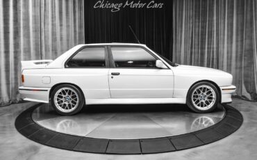 BMW-M3-1990-Coupe-37