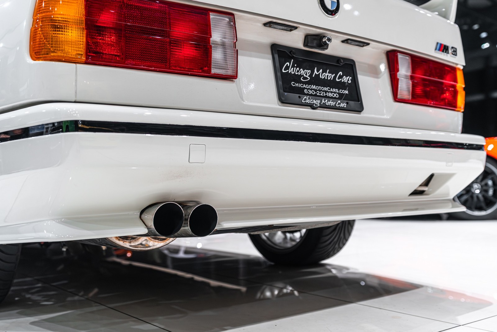 BMW-M3-1990-Coupe-37