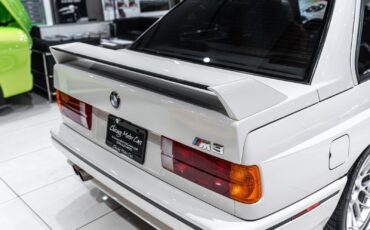 BMW-M3-1990-Coupe-38