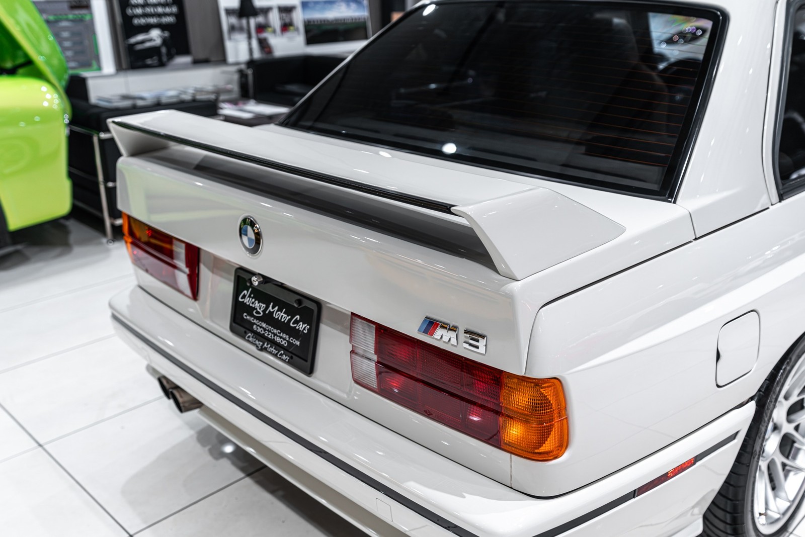 BMW-M3-1990-Coupe-38