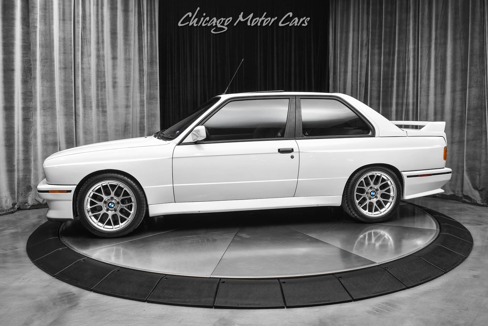 BMW-M3-1990-Coupe