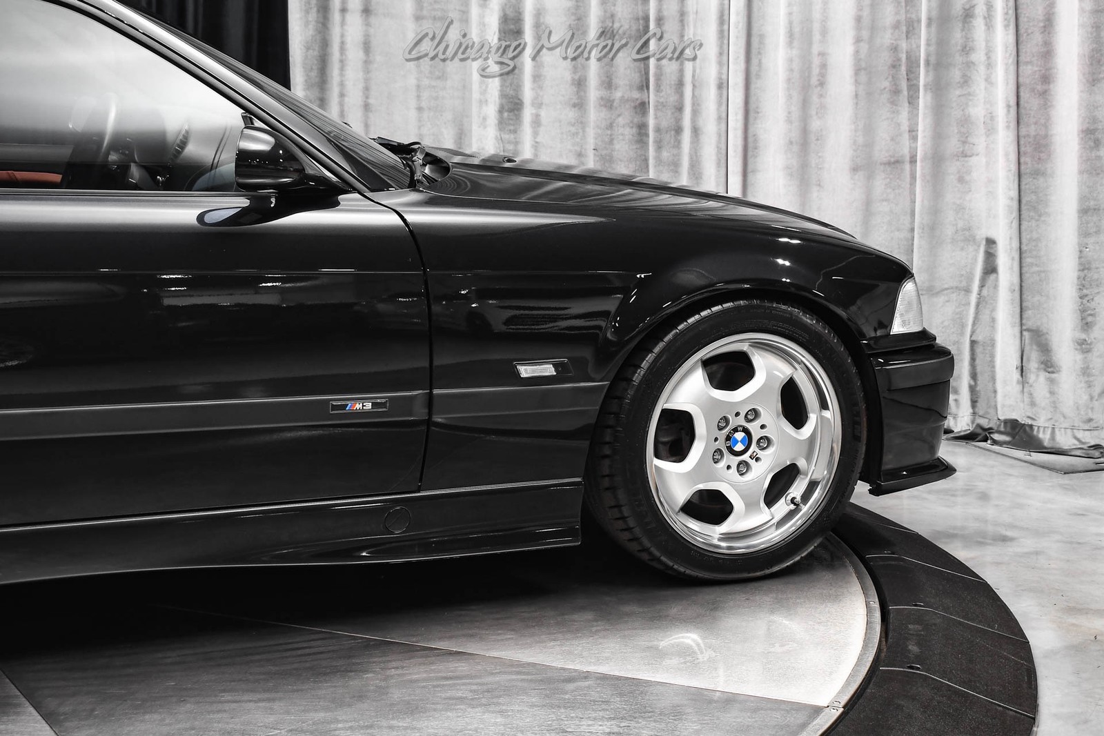 BMW-M3-1995-Coupe-37