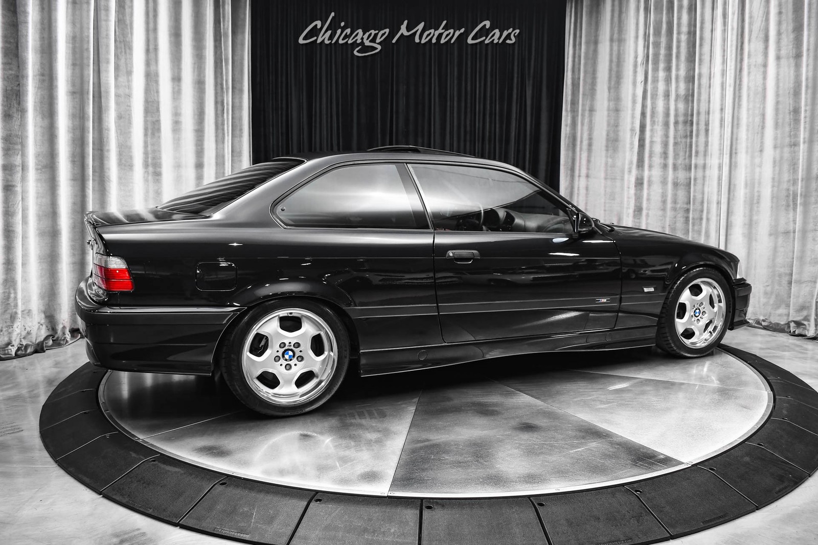 BMW-M3-1995-Coupe-4