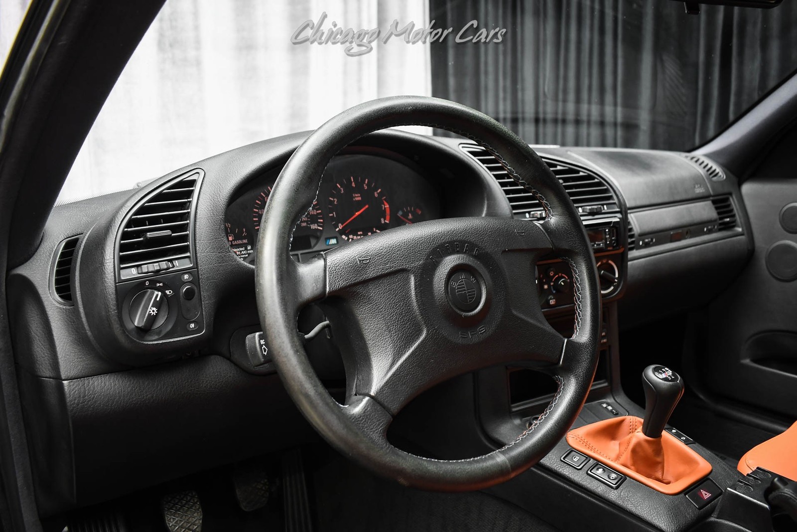 BMW-M3-1995-Coupe-7