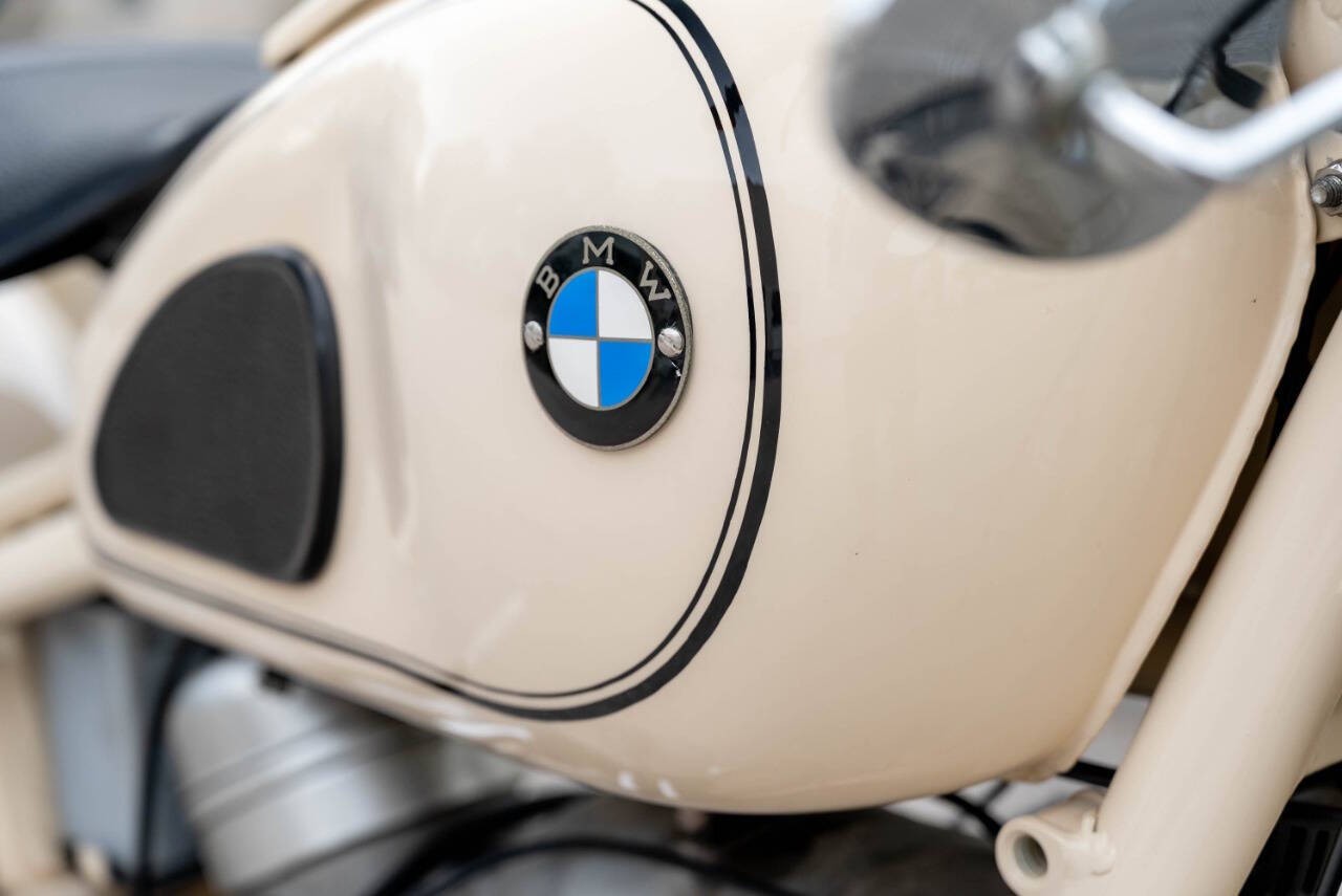 BMW-R60-1965-Motorcycles-Scooters-14