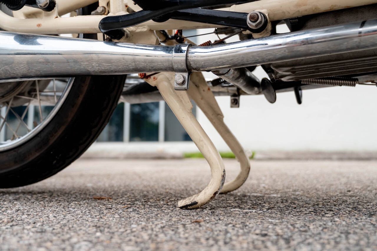 BMW-R60-1965-Motorcycles-Scooters-20