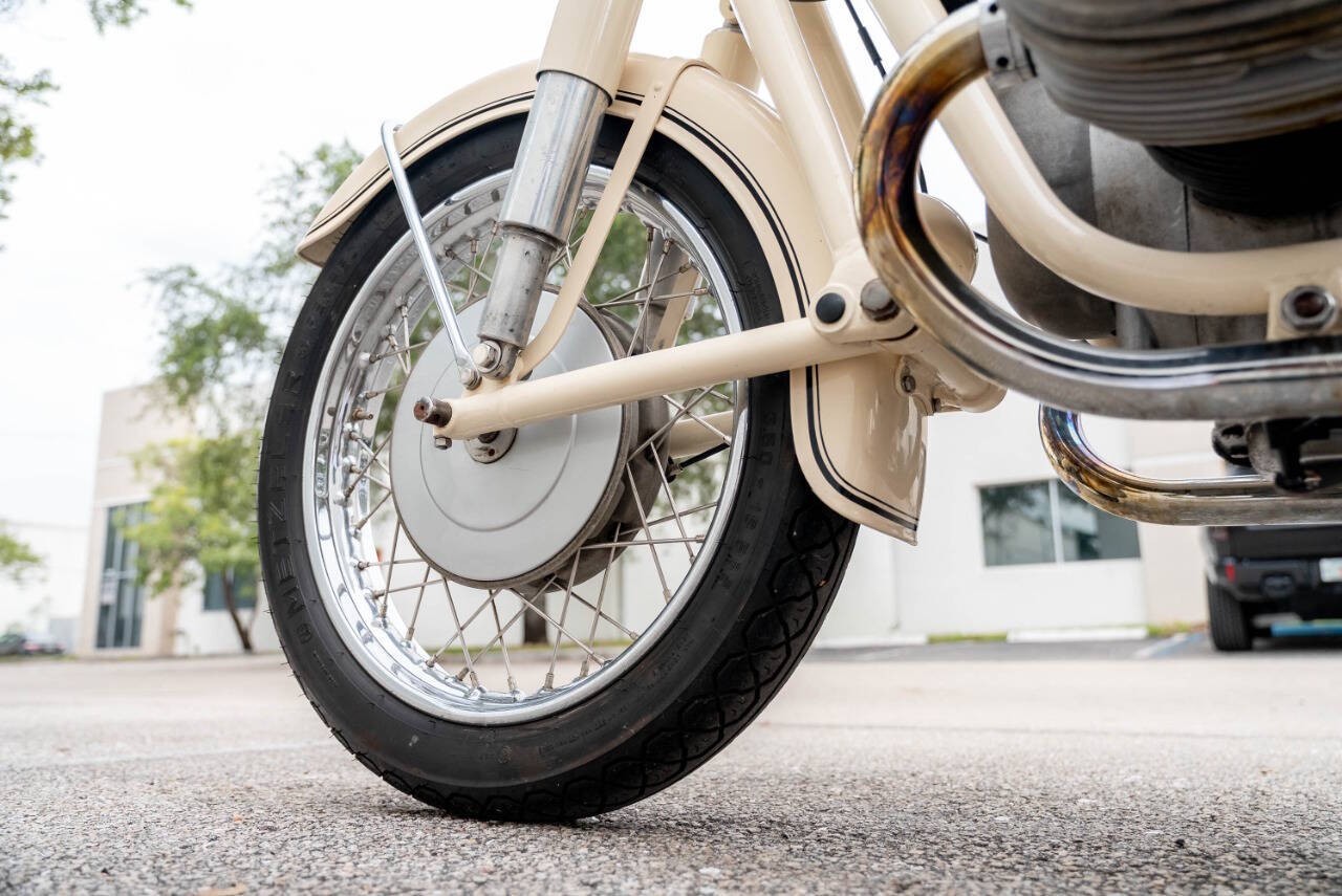 BMW-R60-1965-Motorcycles-Scooters-39