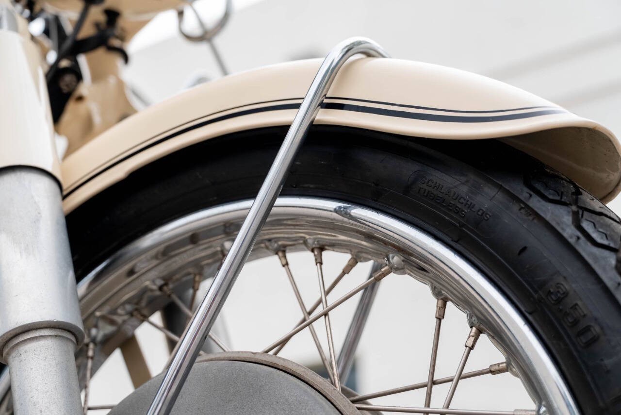 BMW-R60-1965-Motorcycles-Scooters-8