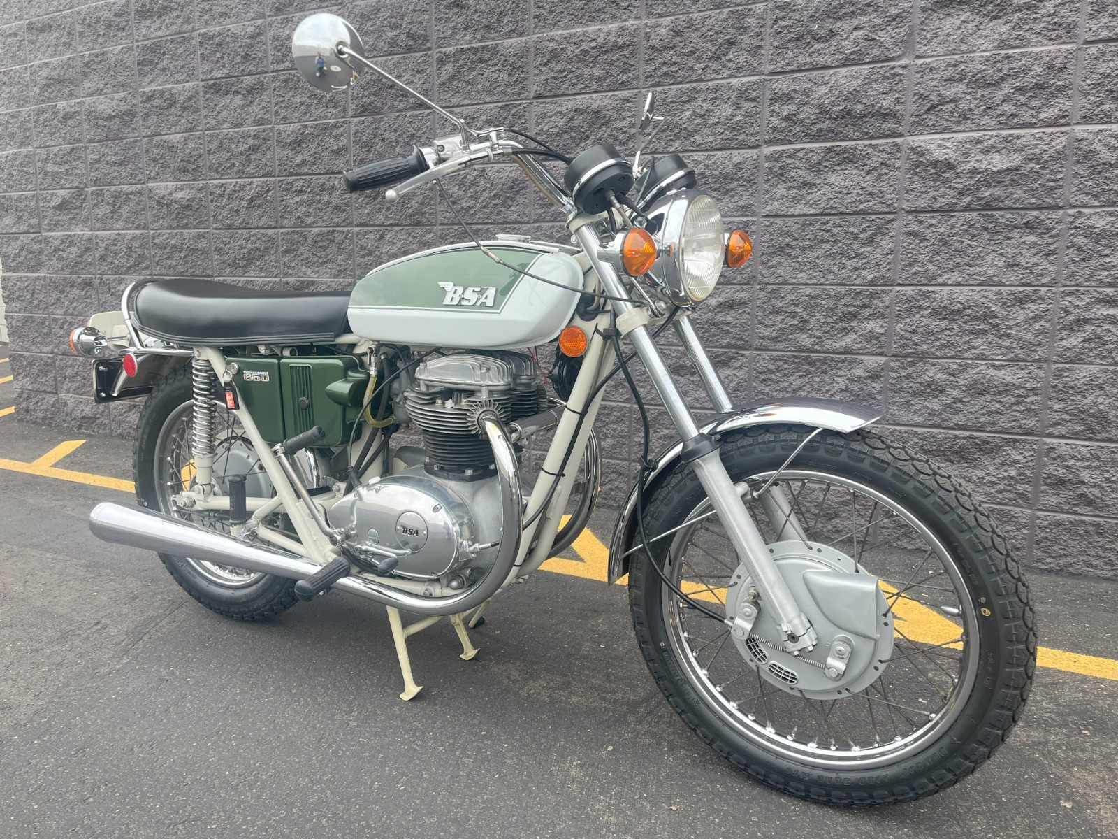 BSA-A65-1971-2