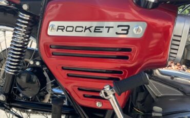 BSA-ROCKET-THREE-1969-6