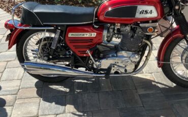 BSA-ROCKET-THREE-1969-8