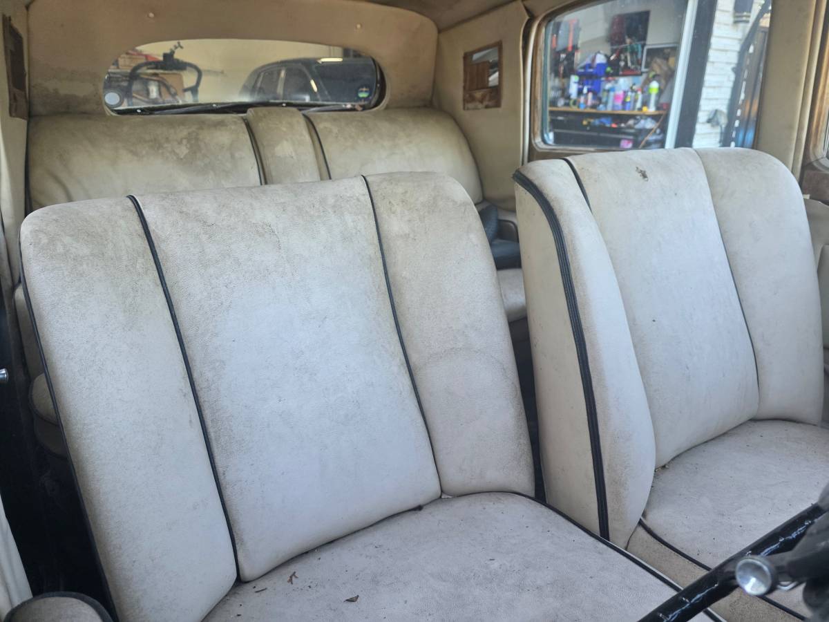 Bentley-1948-3