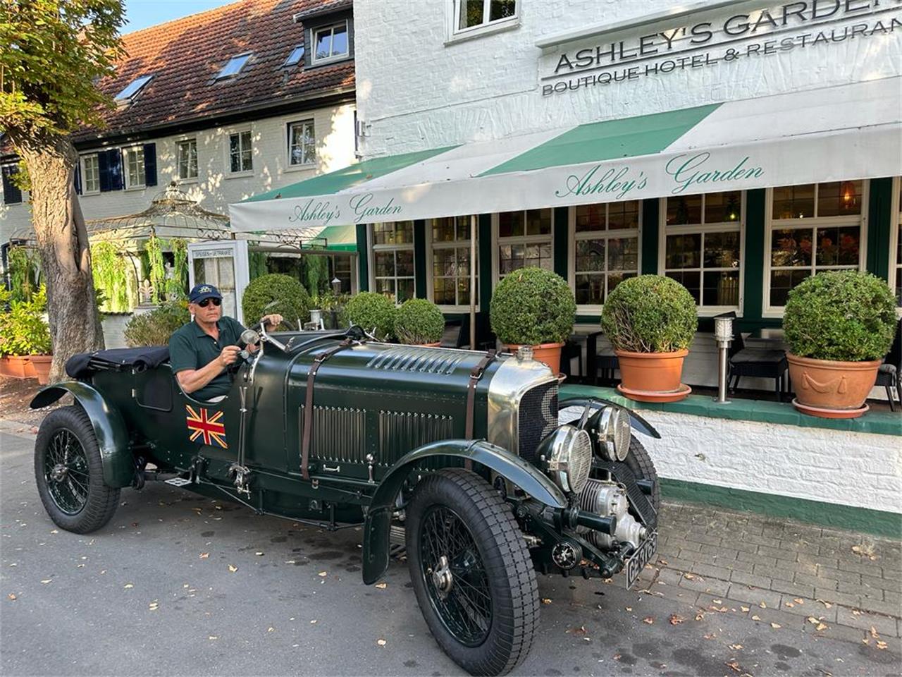 Bentley-4-12-litre-1928-Green-Matt-Green-3