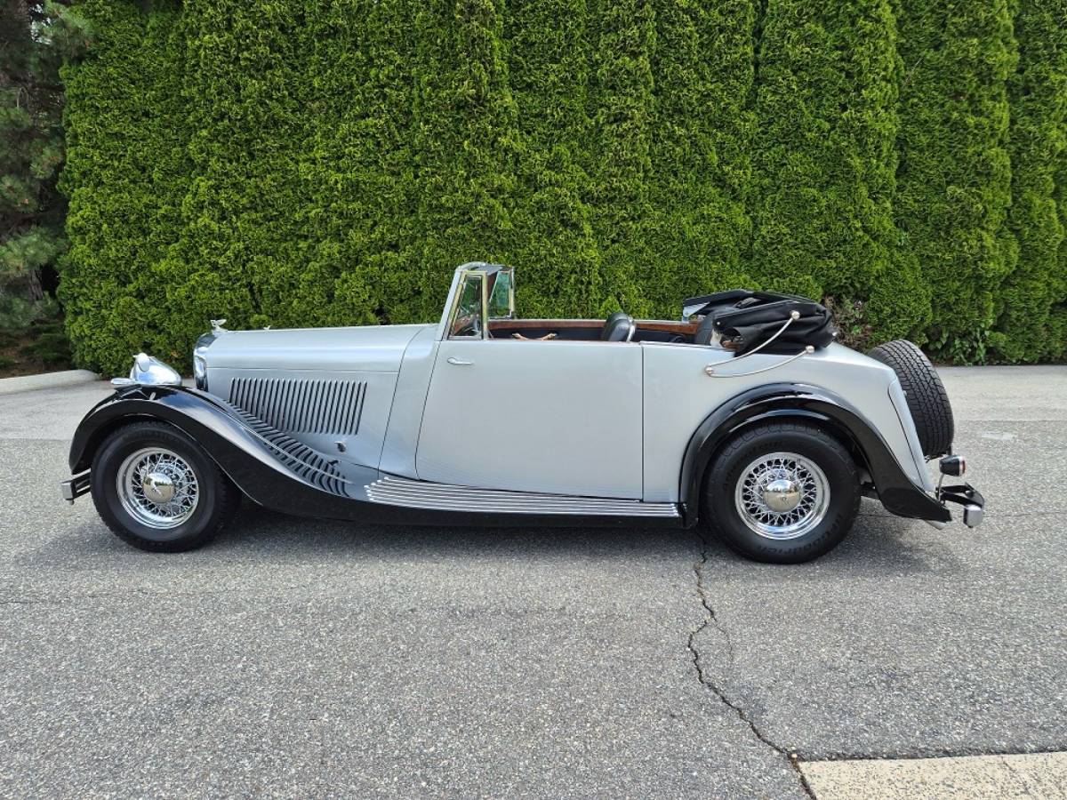 Bentley-4-14-freestone-ampwebb-1936-silver-2
