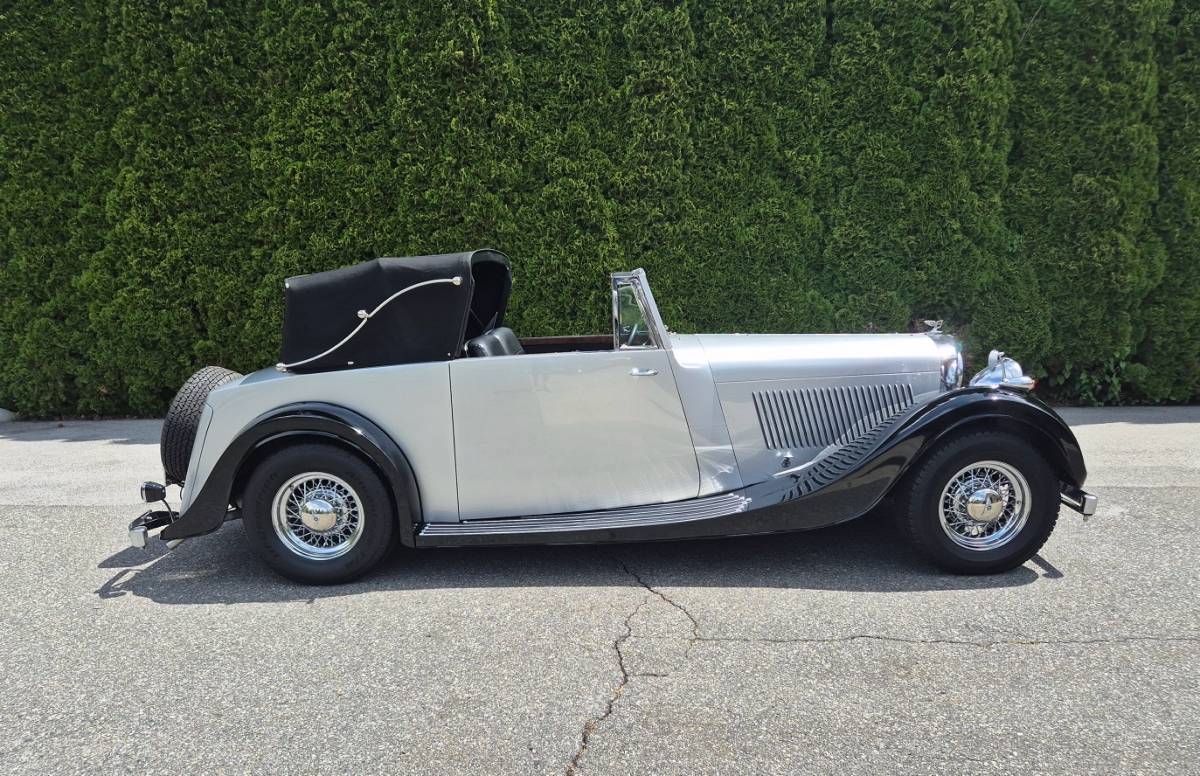 Bentley-4-14-freestone-ampwebb-1936-silver-4