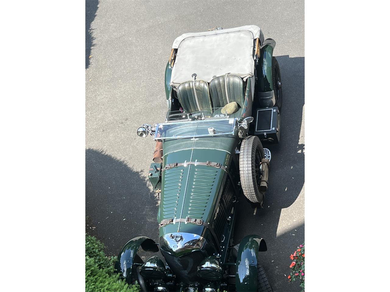 Bentley-8-litre-1931-Green-Green-10