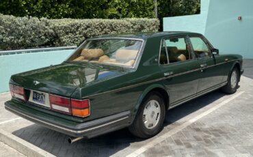 Bentley-Brooklands-1993-Sedan-2