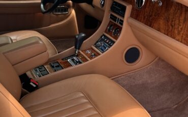 Bentley-Brooklands-1993-Sedan-3