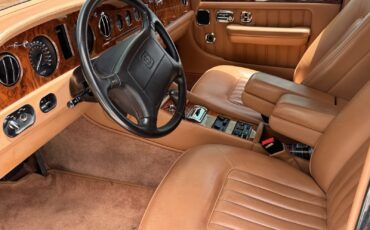 Bentley-Brooklands-1993-Sedan-8