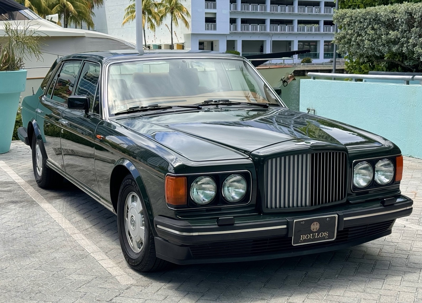 Bentley-Brooklands-1993-Sedan