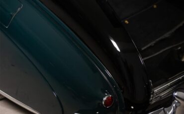 Bentley-R-type-1954-GreenBlack-BeigeBrown-16