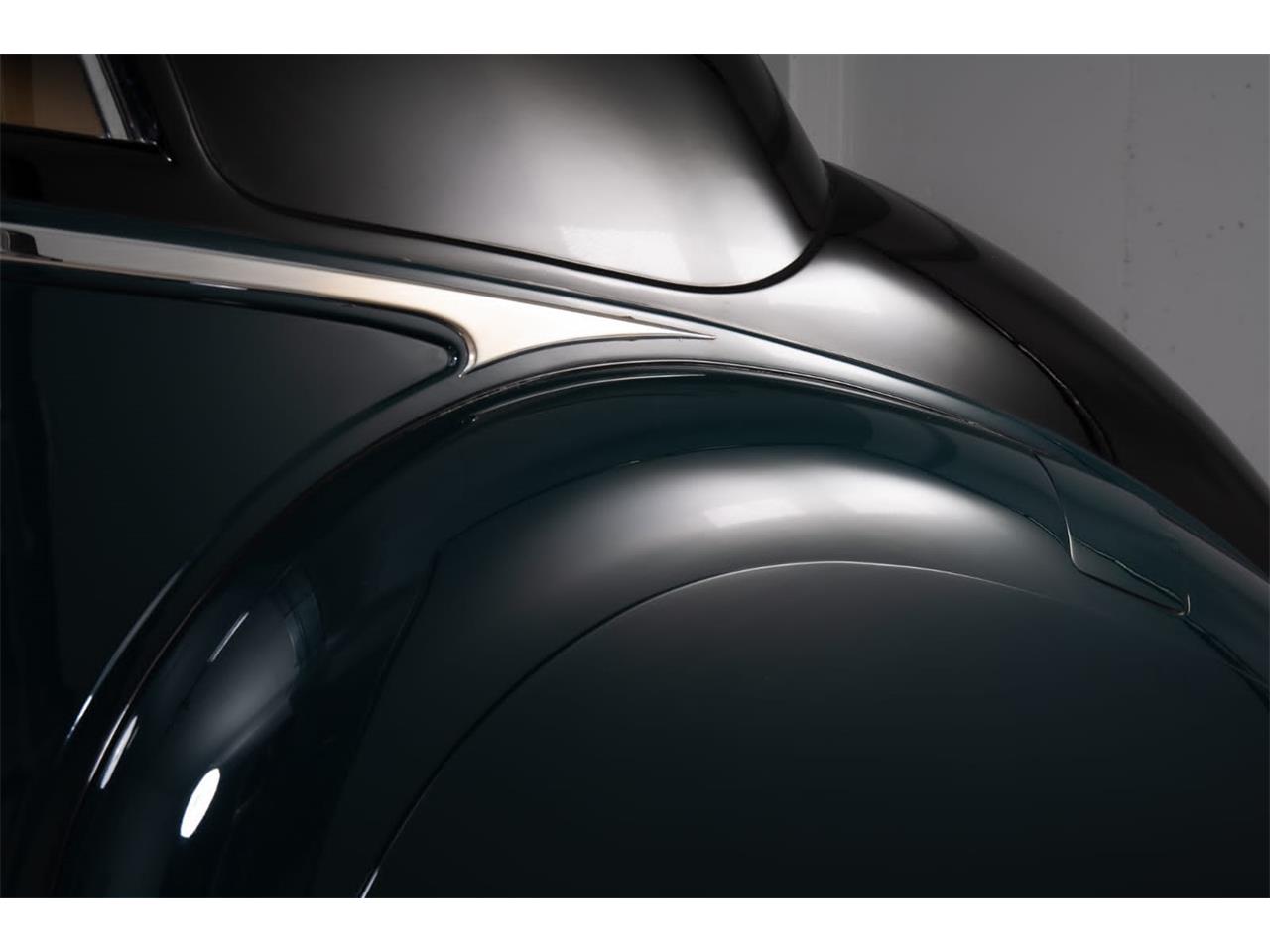 Bentley-R-type-1954-GreenBlack-BeigeBrown-20