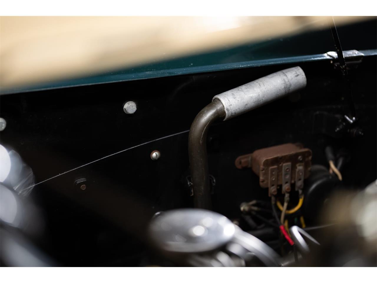 Bentley-R-type-1954-GreenBlack-BeigeBrown-31