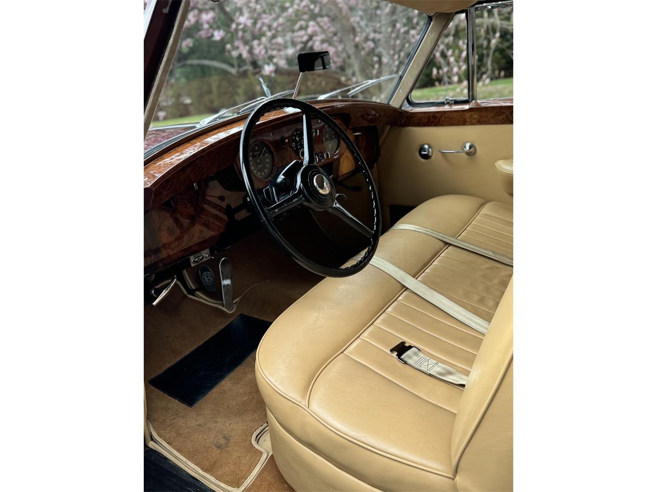 Bentley-S1-1956-Burgundy-Beige-37