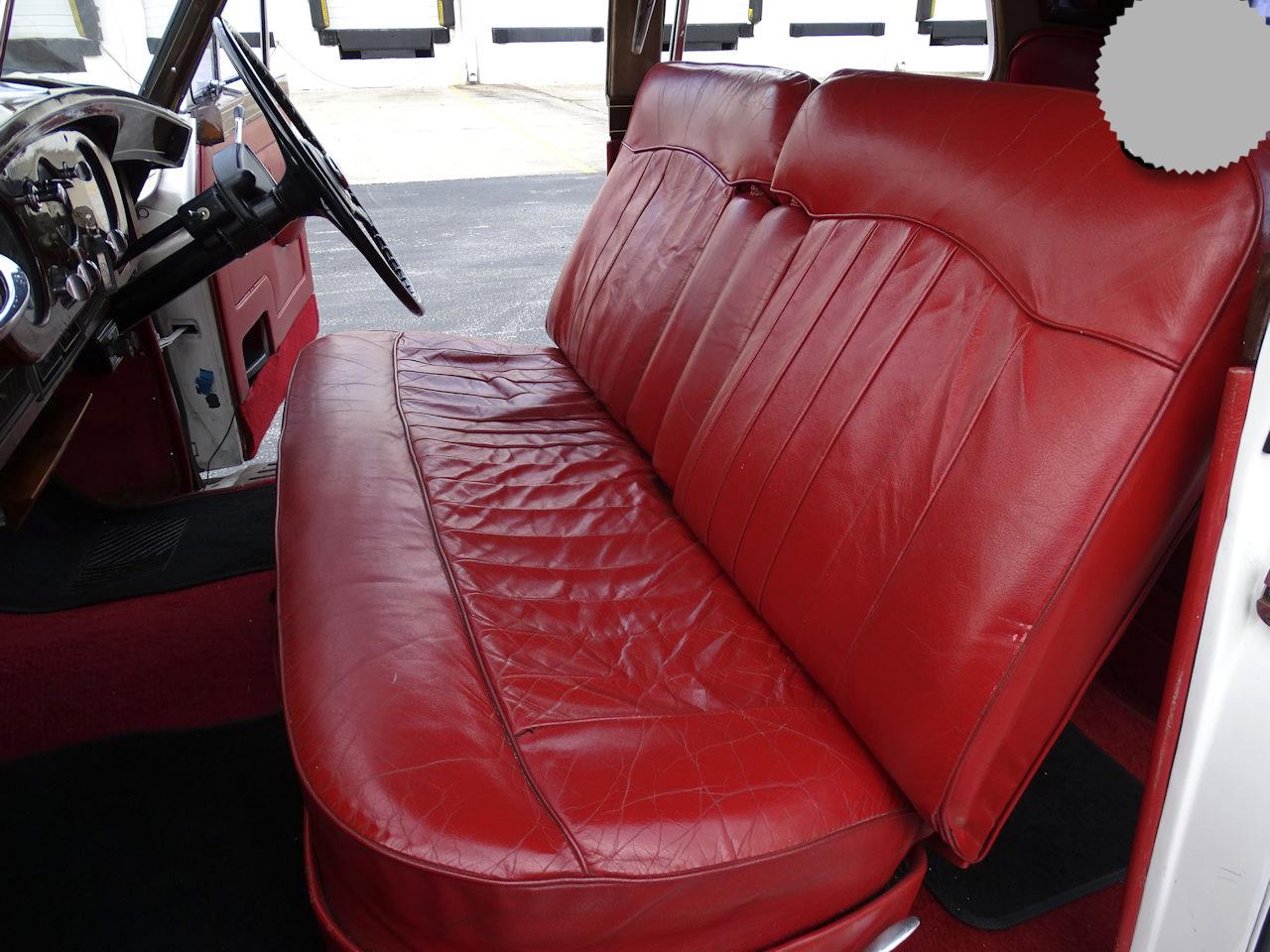 Bentley-S1-1958-White-RED-20