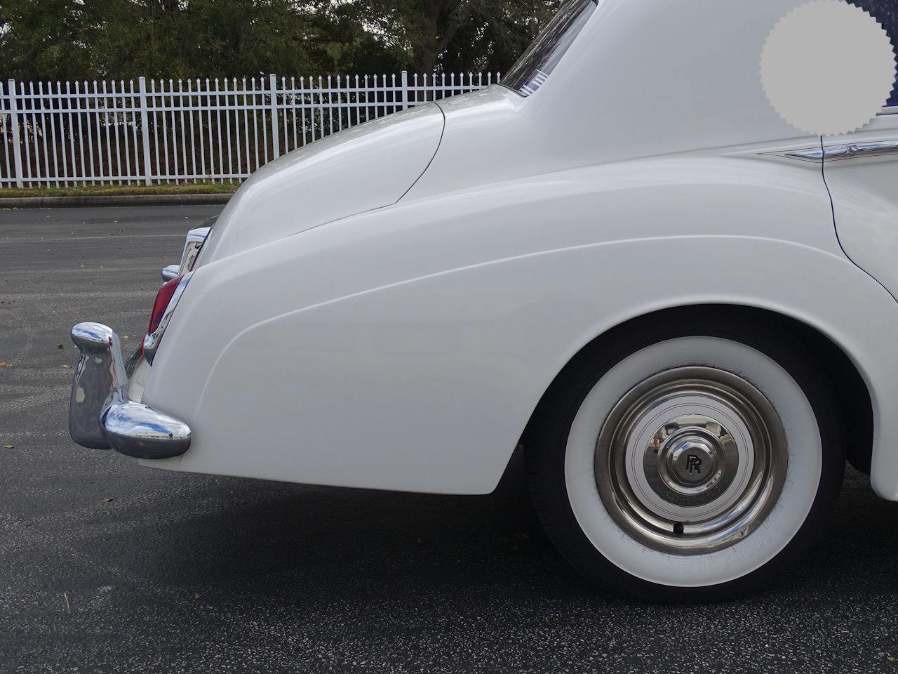 Bentley-S1-1958-White-RED-39