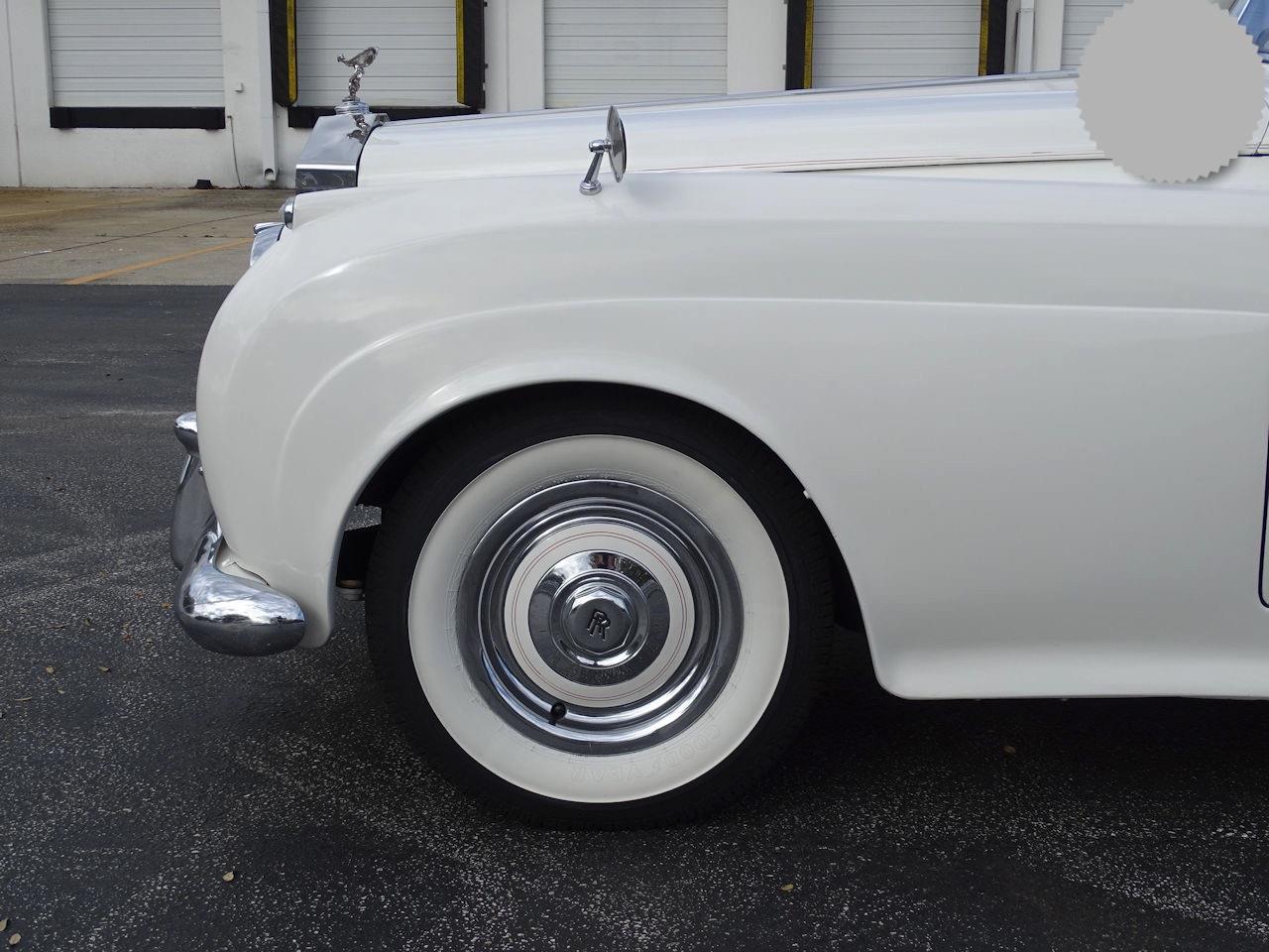 Bentley-S1-1958-White-RED-41