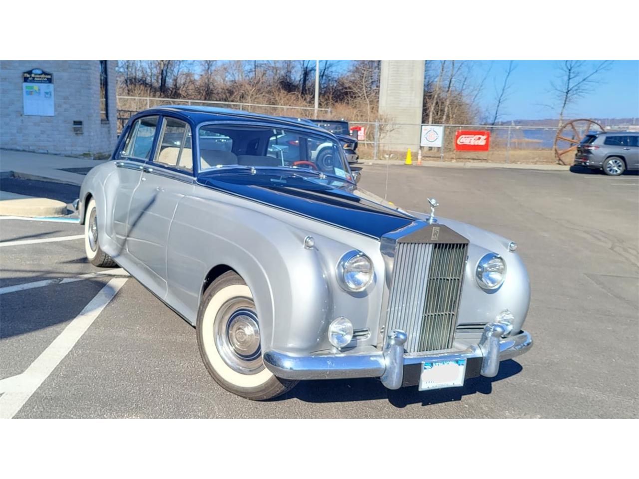 Bentley-S2-1958-SilverBlue-Greytan-leather-11
