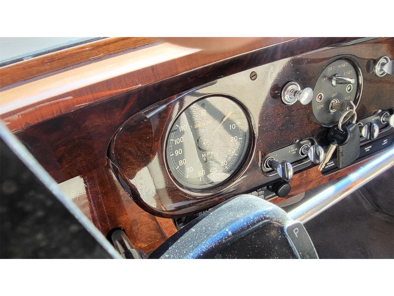 Bentley-S2-1958-SilverBlue-Greytan-leather-20