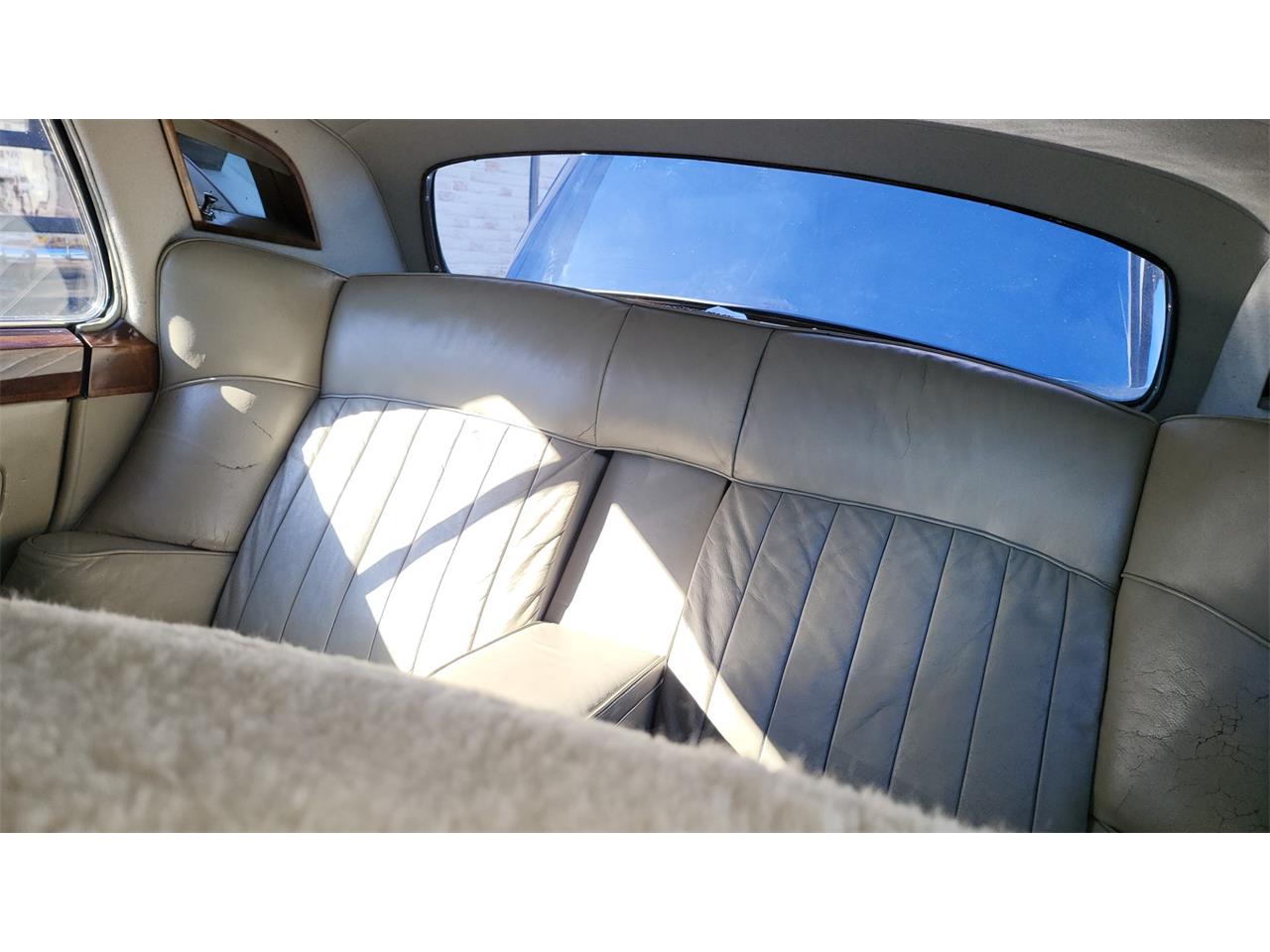 Bentley-S2-1958-SilverBlue-Greytan-leather-23