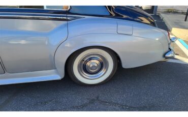 Bentley-S2-1958-SilverBlue-Greytan-leather-6