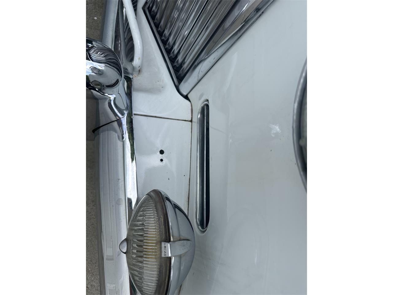 Bentley-S2-1960-Pearl-White-Black-Brown-72