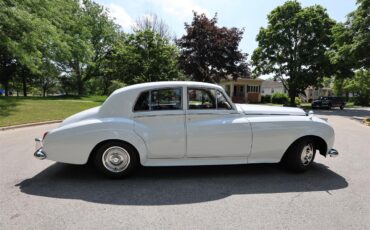 Bentley-S2-1961-White-Black-1