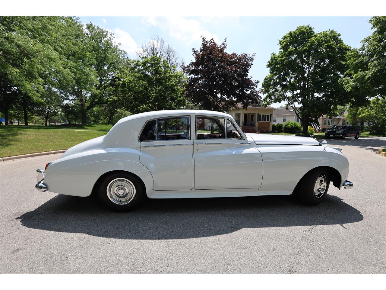 Bentley-S2-1961-White-Black-1