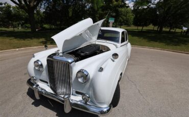 Bentley-S2-1961-White-Black-13