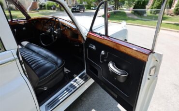 Bentley-S2-1961-White-Black-21