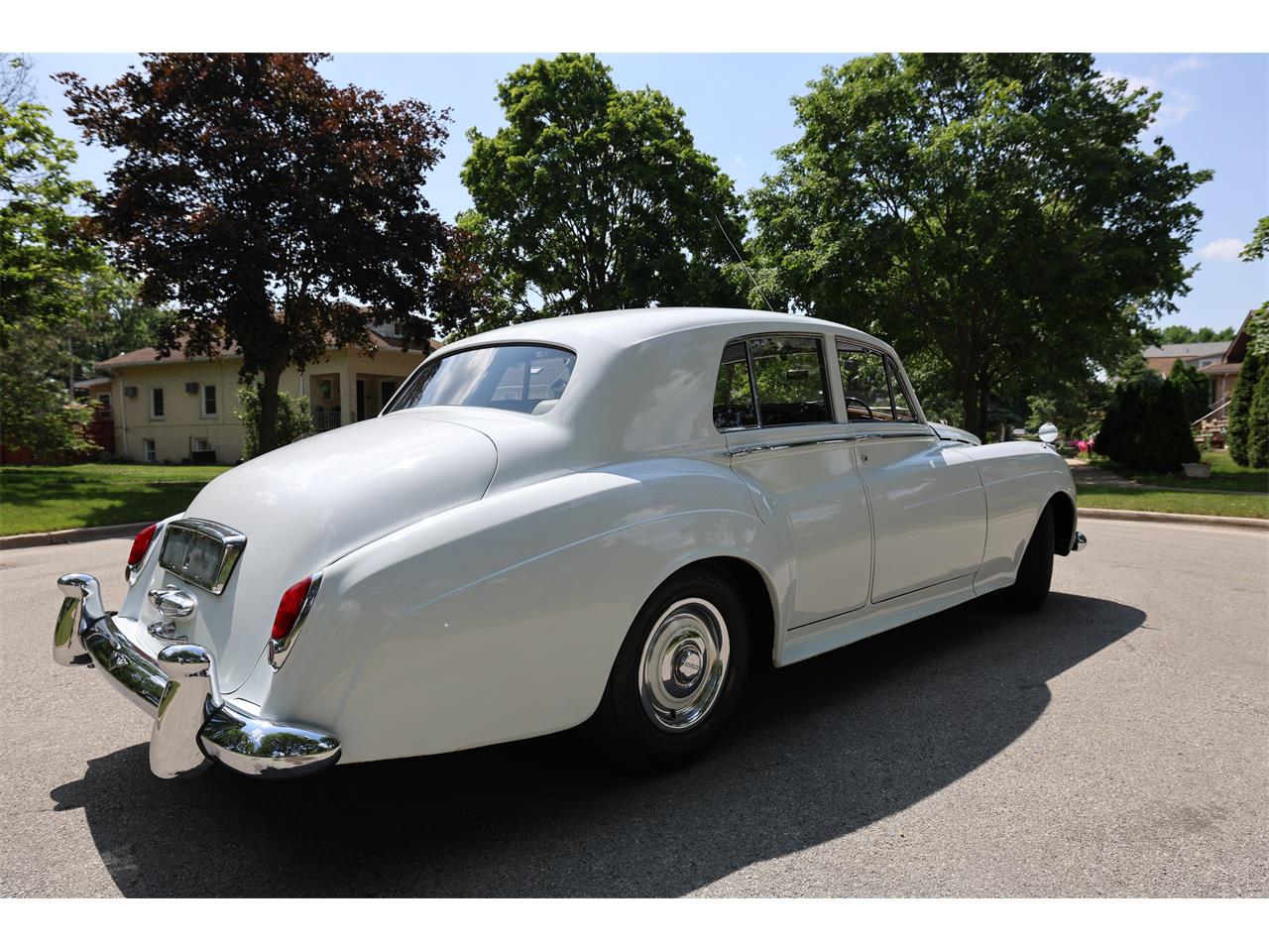Bentley-S2-1961-White-Black-22
