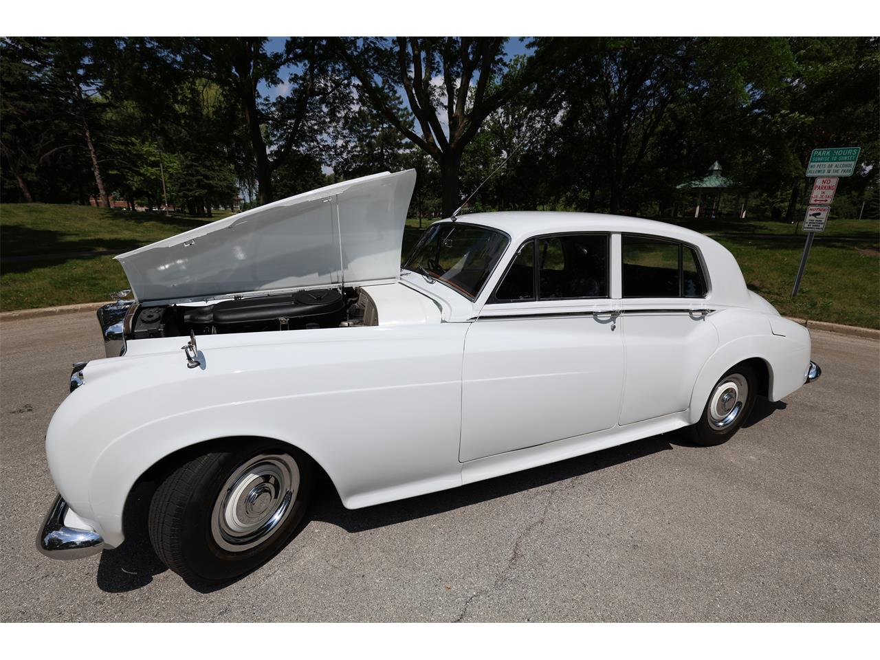 Bentley-S2-1961-White-Black-6