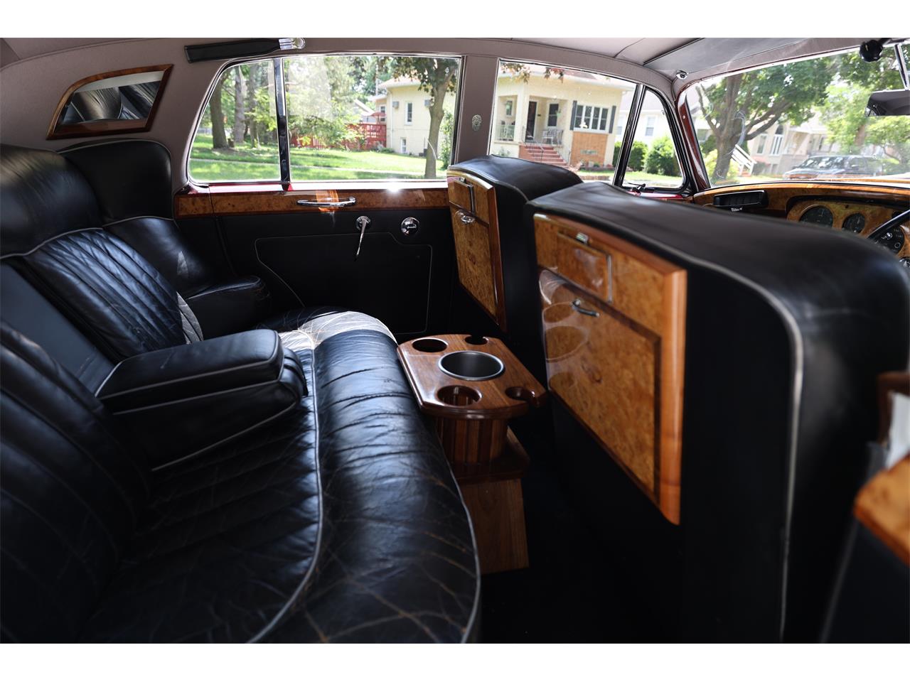 Bentley-S2-1961-White-Black-8