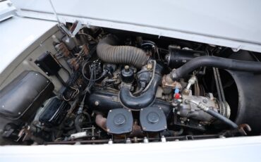 Bentley-S2-1961-White-Black-9