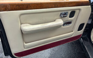 Bentley-Turbo-R-1990-Sedan-16