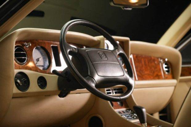 Bentley-continental-r-turbo-1995-17
