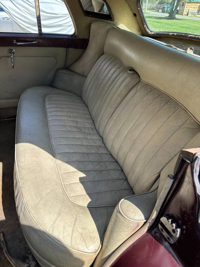 Bentley-s3-1964-red-5