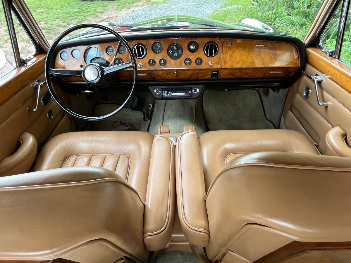 Bentley-t-1967-green-12