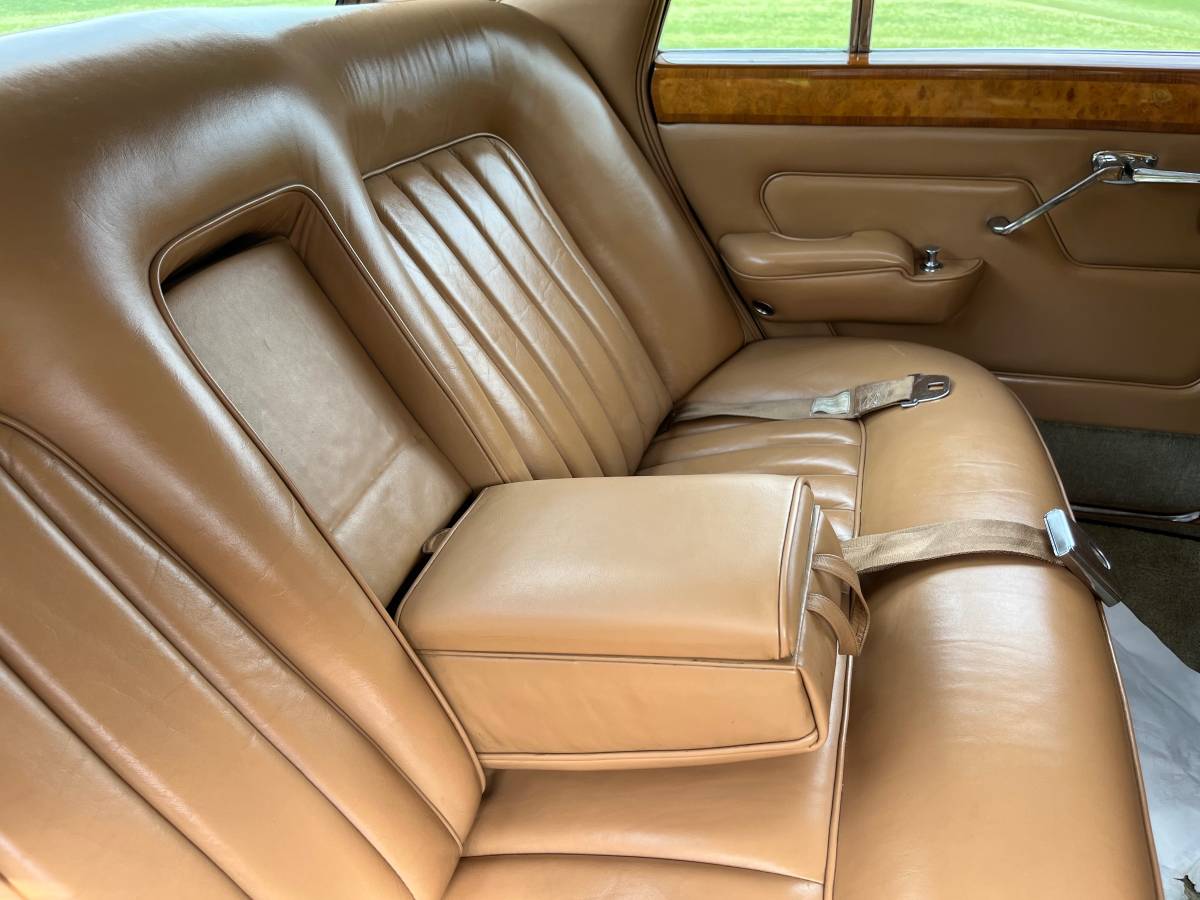 Bentley-t-1967-green-16